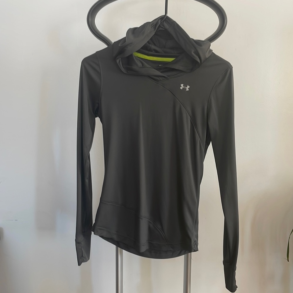 Under Armour Heat Gear pullover hoodie